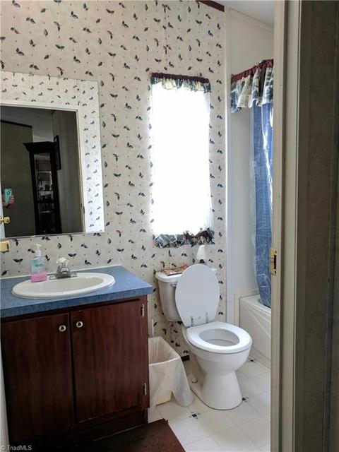 113 Hayes Dr, King, NC 27021 photo 18