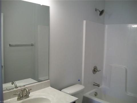 770 Forester Ct, High Point, NC 27265 photo 4