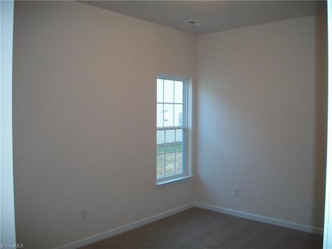 755 Forester Ct, High Point, NC 27265 photo 10