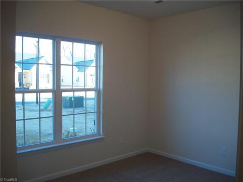 755 Forester Ct, High Point, NC 27265 photo 9