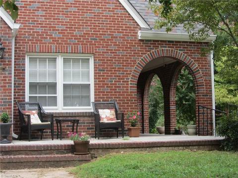 200 S 7th Ave, Mayodan, NC 27027 photo 3