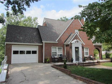 200 S 7th Ave, Mayodan, NC 27027 photo 1