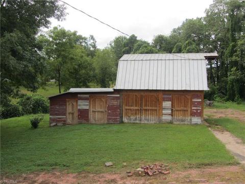 200 S 7th Ave, Mayodan, NC 27027 photo 23