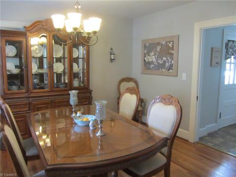 200 S 7th Ave, Mayodan, NC 27027 photo 11