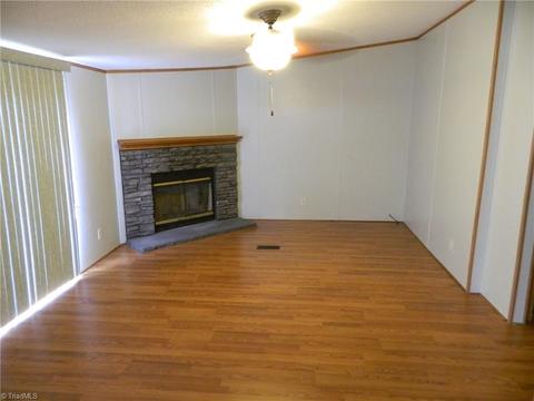6536 Heathwood Dr, Trinity, NC 27370 photo 10