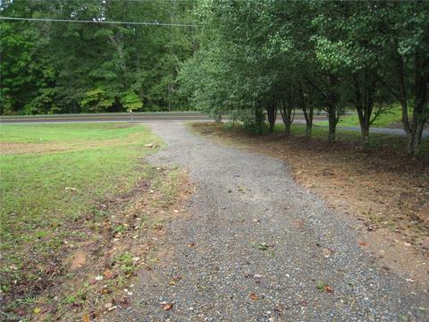 232 Wards Gap Rd, Cana, VA 24317 photo 5