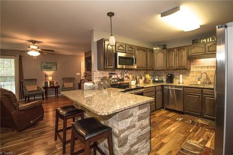 5051 Jordan Valley Rd, Trinity, NC 27370 photo 2