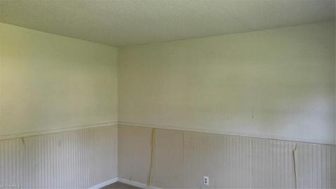 707 Roach St, Mayodan, NC 27027 photo 6