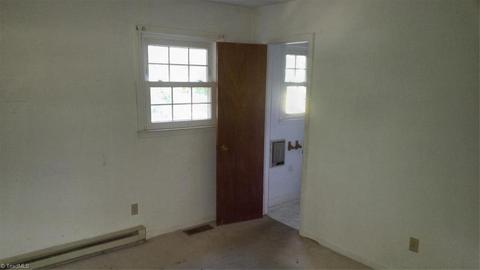707 Roach St, Mayodan, NC 27027 photo 16