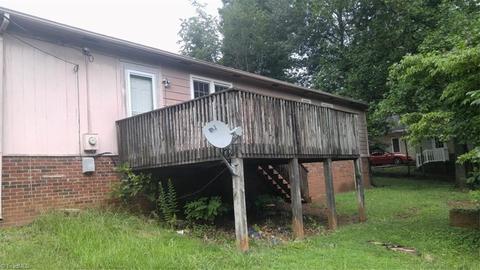 707 Roach St, Mayodan, NC 27027 photo 3