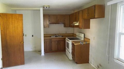 707 Roach St, Mayodan, NC 27027 photo 8