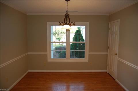 303 Stapleton Way, High Point, NC 27265 photo 9