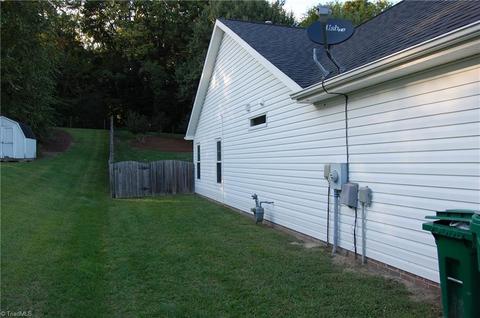 303 Stapleton Way, High Point, NC 27265 photo 20