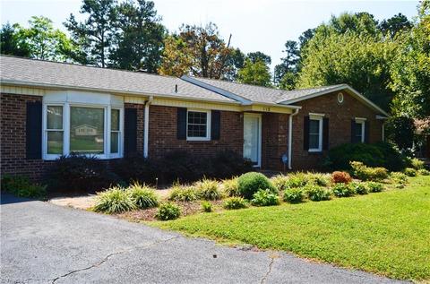 112 Ember Ct, King, NC 27021 photo 1