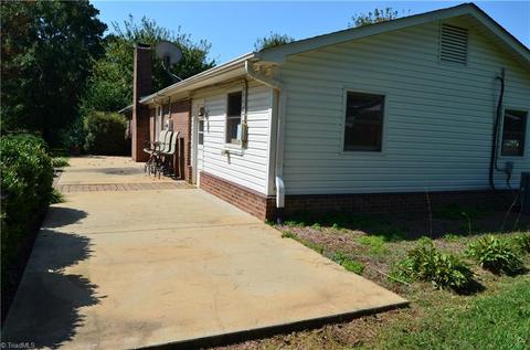112 Ember Ct, King, NC 27021 photo 28