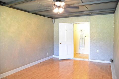112 Ember Ct, King, NC 27021 photo 14
