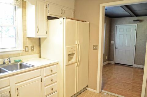 112 Ember Ct, King, NC 27021 photo 12