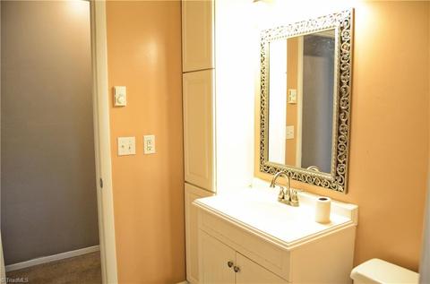 112 Ember Ct, King, NC 27021 photo 25