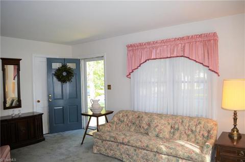 616 E State Ave, High Point, NC 27262 photo 9