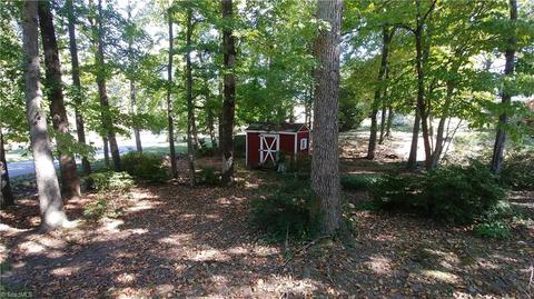 3446 Hillside Dr, High Point, NC 27265 photo 4