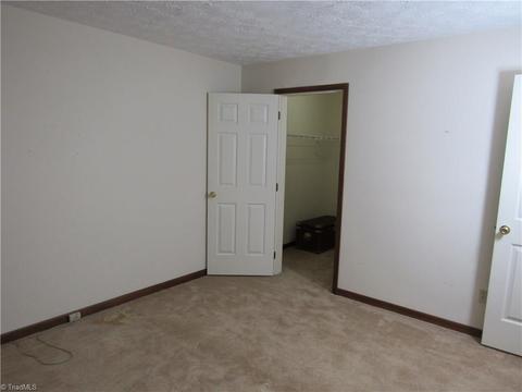 3446 Hillside Dr, High Point, NC 27265 photo 20