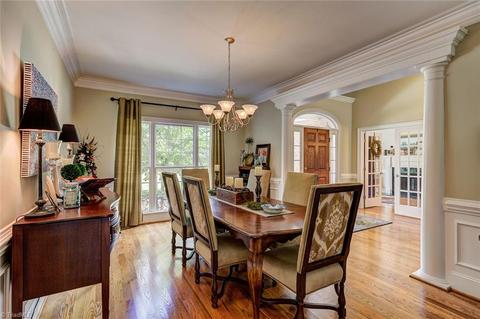 122 Augusta Pl, High Point, NC 27265 photo 3
