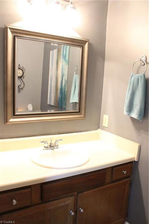 101 Oak Forest Ln, Trinity, NC 27370 photo 11