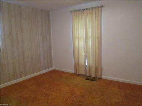 173 Barons Rd, Clemmons, NC 27012 photo 3
