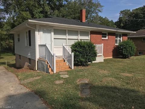 909 Circle Dr, High Point, NC 27262 photo 1