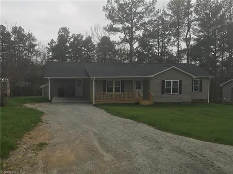 5607 Merle Dr, Trinity, NC 27370 photo 1