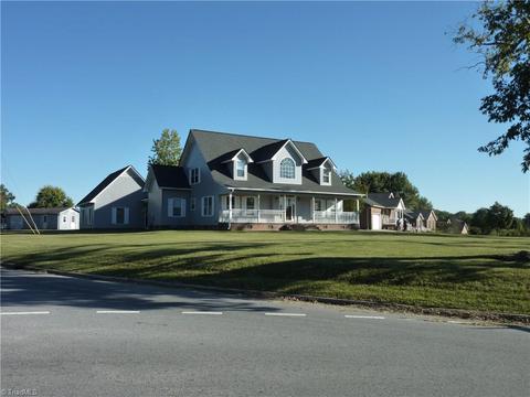 3660 Old Mountain Rd, Trinity, NC 27370 photo 1