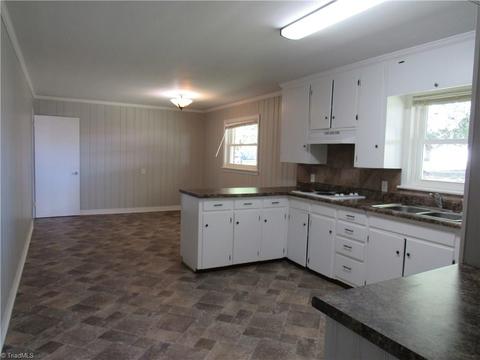 212 Pulliam St, King, NC 27021 photo 20