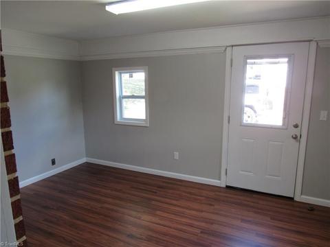212 Pulliam St, King, NC 27021 photo 9