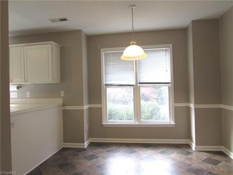 4113 Carroll Brook Rd, High Point, NC 27265 photo 11
