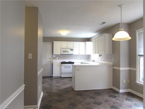 4113 Carroll Brook Rd, High Point, NC 27265 photo 8
