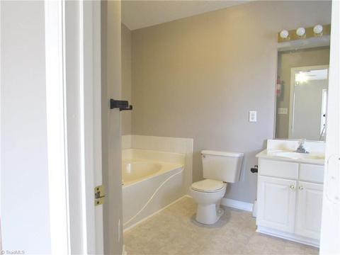 4113 Carroll Brook Rd, High Point, NC 27265 photo 14