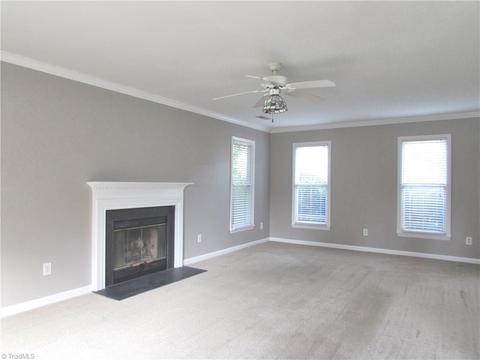 4113 Carroll Brook Rd, High Point, NC 27265 photo 4