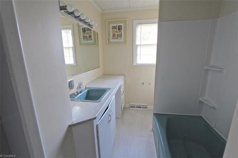 6053 Stadium Dr, Clemmons, NC 27012 photo 4