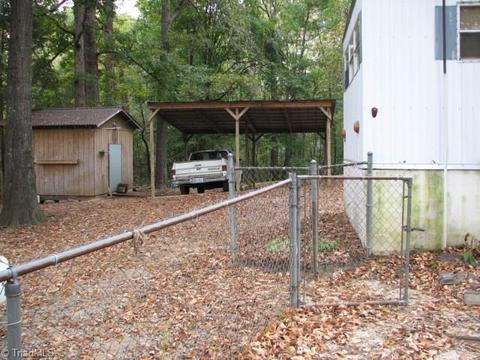 4905 Marlbrook Ct, Trinity, NC 27370 photo 4