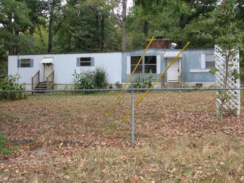 4905 Marlbrook Ct, Trinity, NC 27370 photo 1