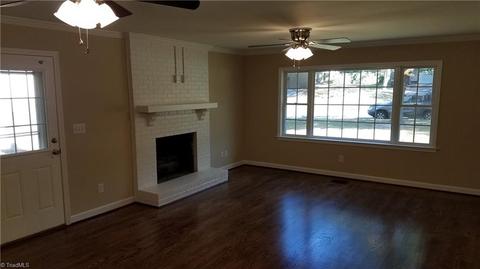 1237 Dovershire Pl, High Point, NC 27262 photo 9