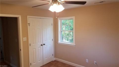 1237 Dovershire Pl, High Point, NC 27262 photo 13