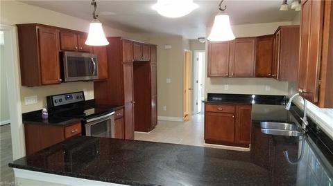 1237 Dovershire Pl, High Point, NC 27262 photo 7