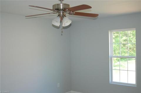 97 Rink Rd, Mayodan, NC 27027 photo 4