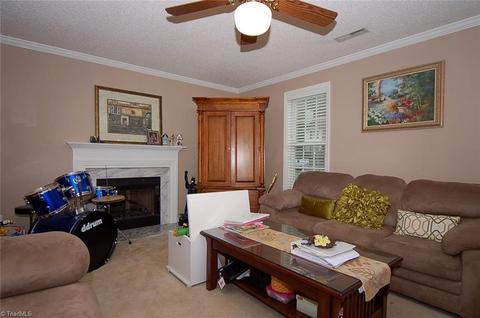 3338 Timberwolf Ave, High Point, NC 27265 photo 4