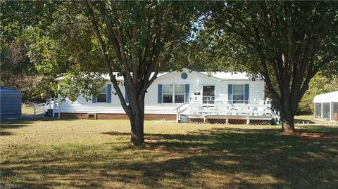 2705 Wildwood Rd, Trinity, NC 27370 photo 2