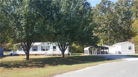 2705 Wildwood Rd, Trinity, NC 27370 photo 3