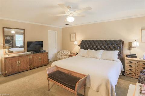 925 Shamrock Rd, High Point, NC 27265 photo 18