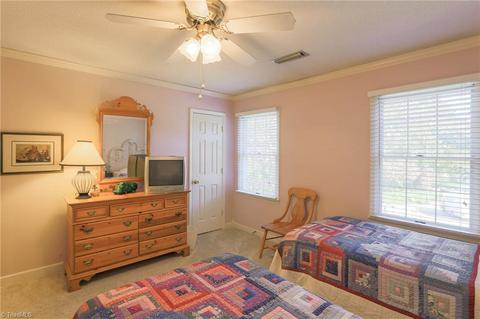 925 Shamrock Rd, High Point, NC 27265 photo 23