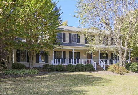 925 Shamrock Rd, High Point, NC 27265 photo 2